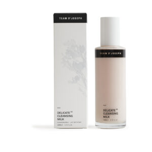 Delicate Cleansing Milk Schachtel